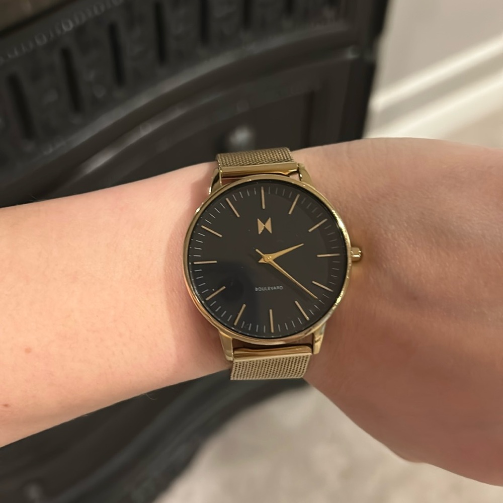 Mvmt Hollywood gold watch